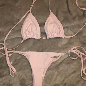 Frankies Bikinis Set